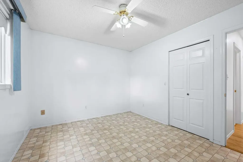 5502 46 Street Lloydminster AB T9V 0E5