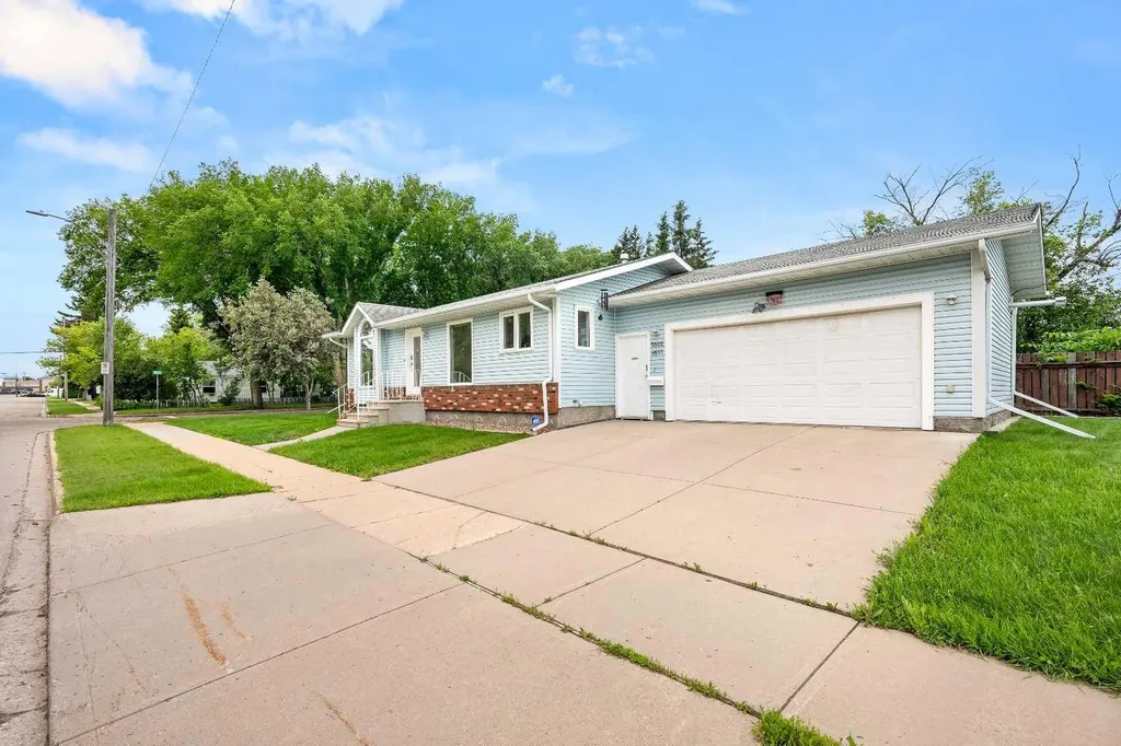 5502 46 Street Lloydminster AB T9V 0E5