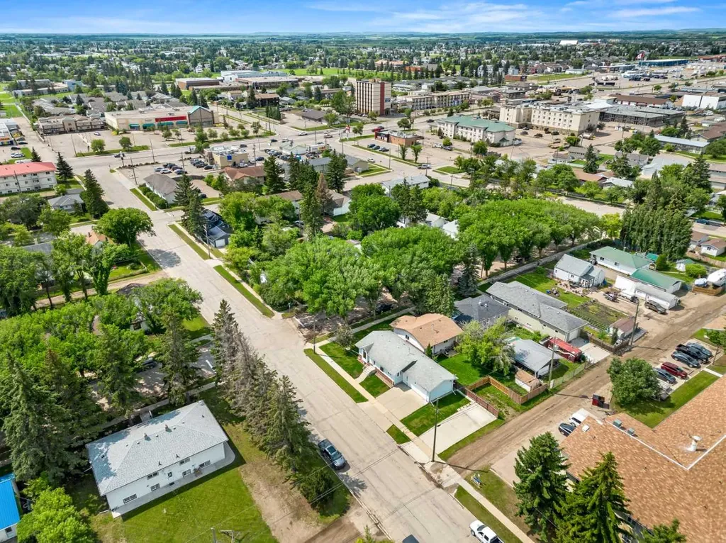5502 46 Street Lloydminster AB T9V 0E5