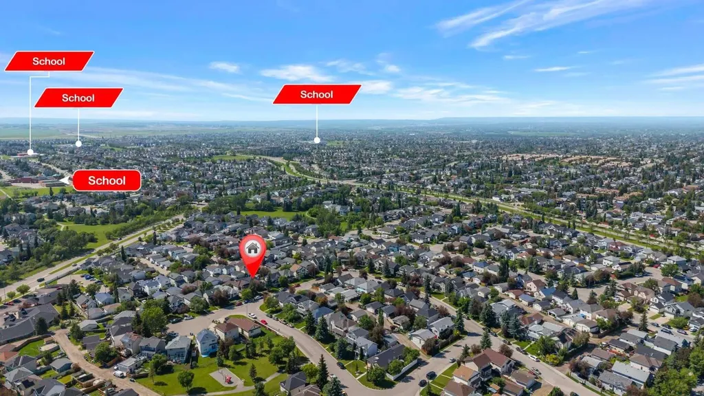 100 Somerside Grove SW Calgary AB T2Y 3V2