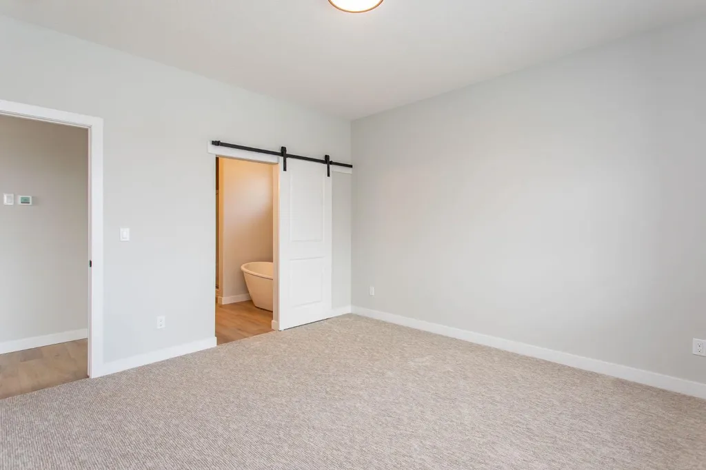 17 Tindale Place Red Deer AB T4P 0T8