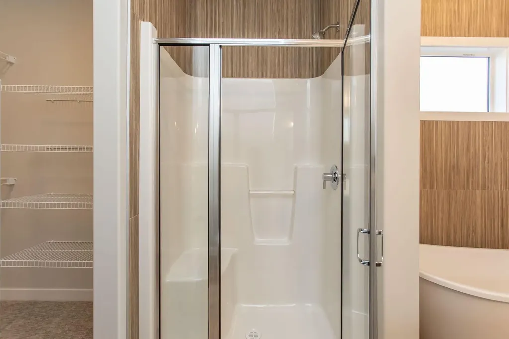 17 Tindale Place Red Deer AB T4P 0T8