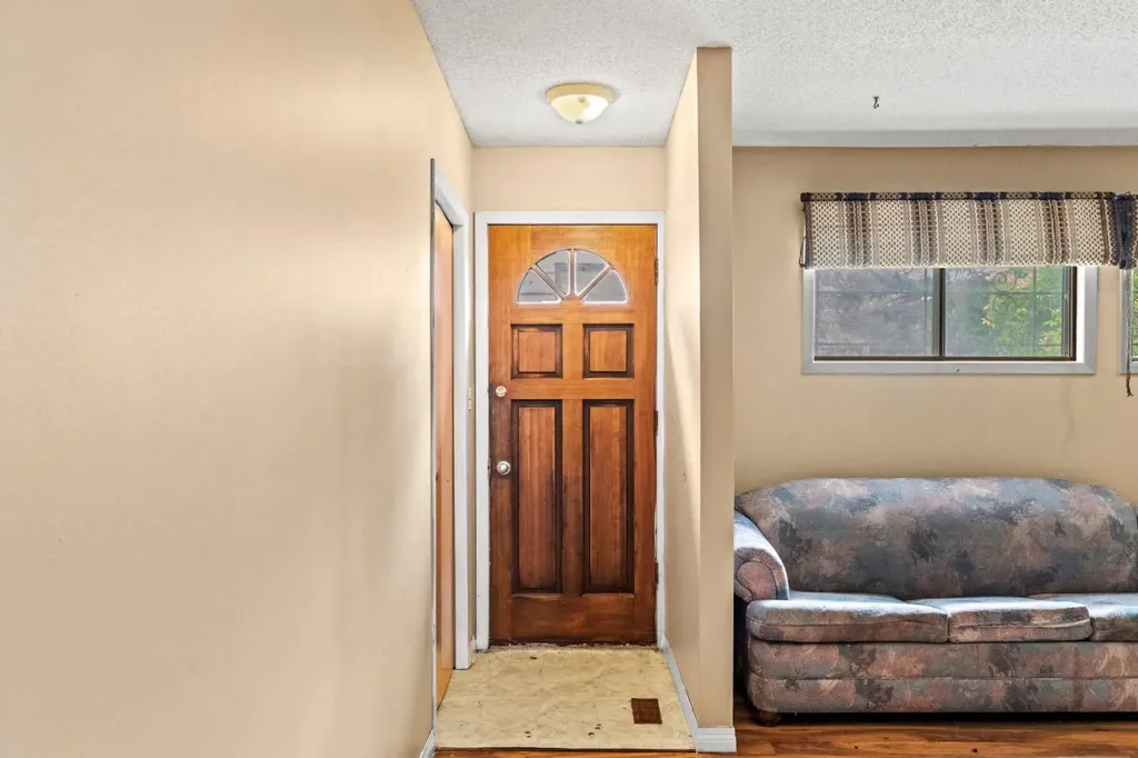 72 Templeson Way NE Calgary AB T1Y5P9