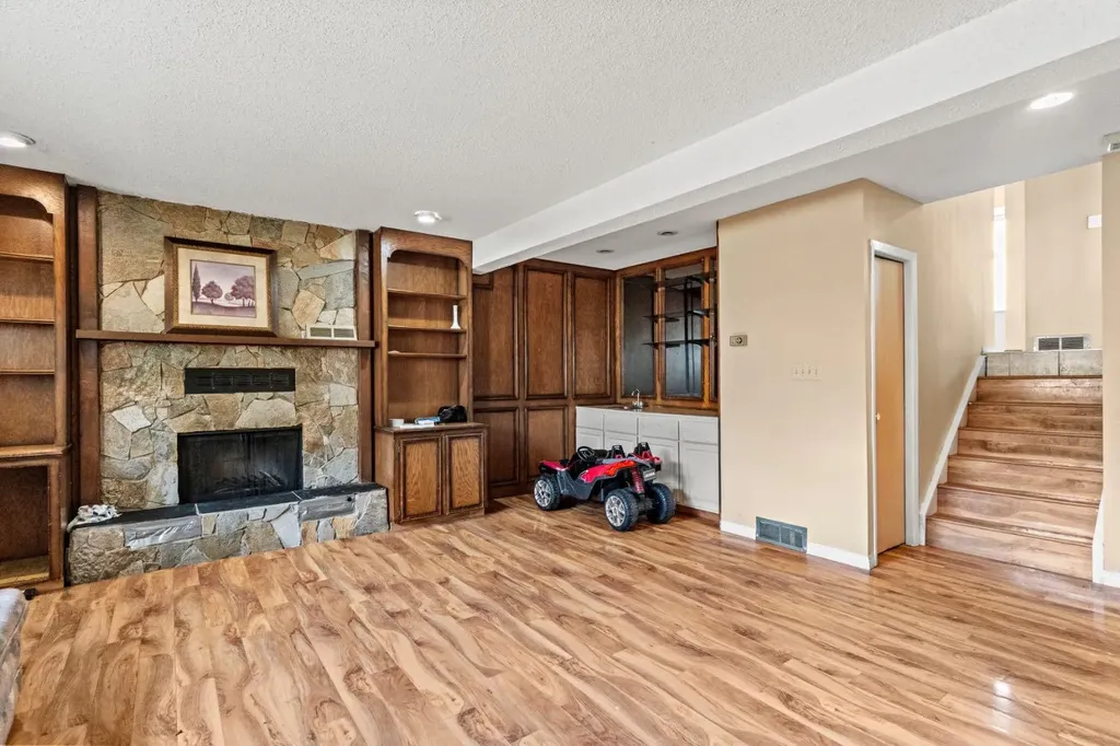 72 Templeson Way NE Calgary AB T1Y5P9