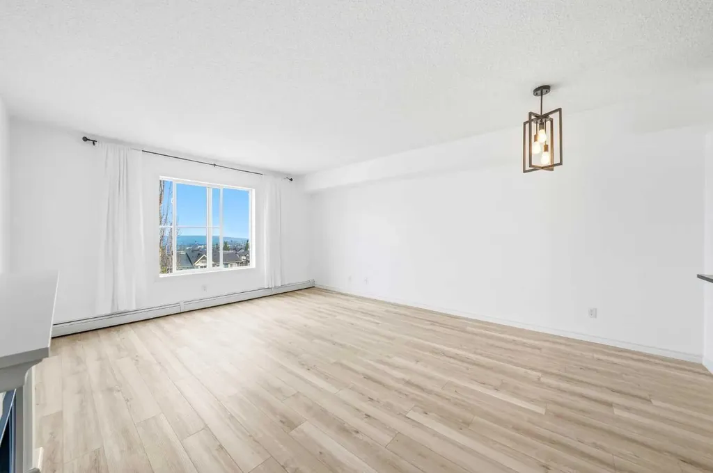 195 Kincora Glen Road NW Calgary AB T3R 0S3