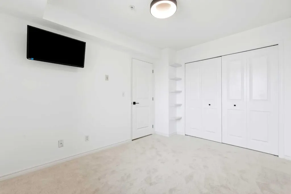 195 Kincora Glen Road NW Calgary AB T3R 0S3