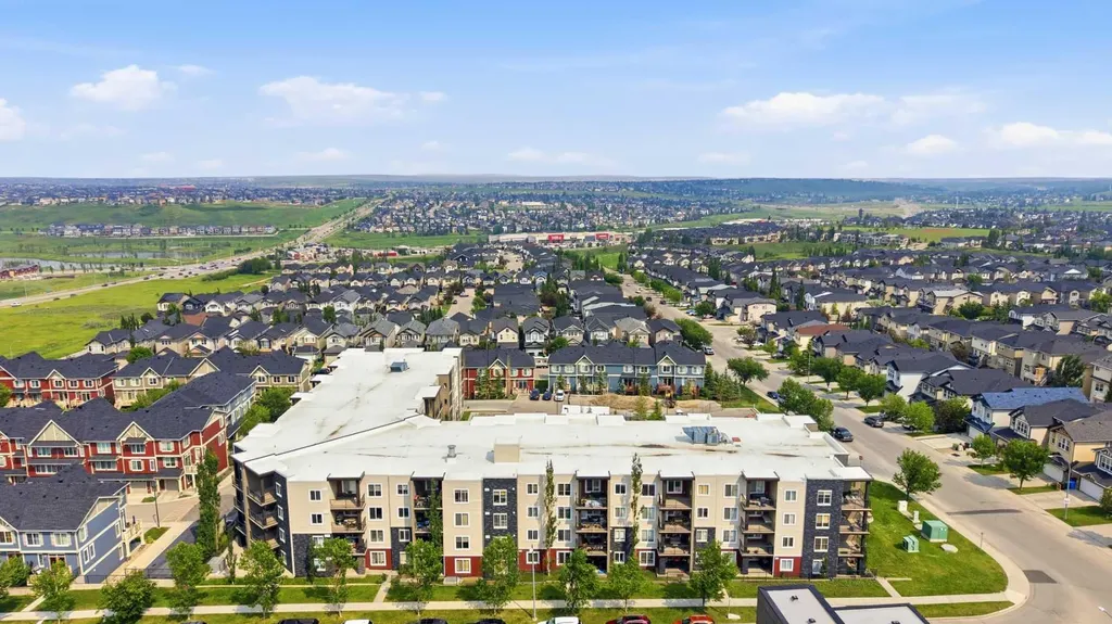 195 Kincora Glen Road NW Calgary AB T3R 0S3