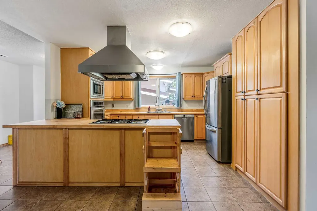 645 21 Street Fort Macleod AB T0L 0Z0
