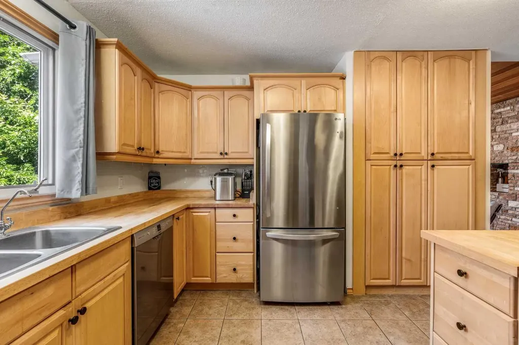 645 21 Street Fort Macleod AB T0L 0Z0