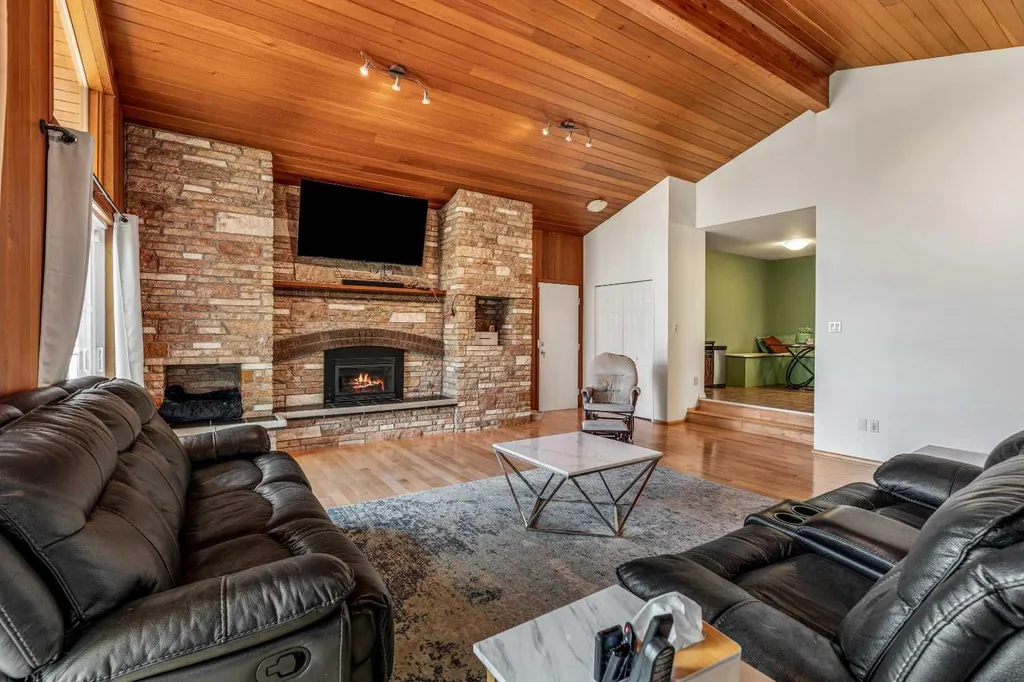 645 21 Street Fort Macleod AB T0L 0Z0