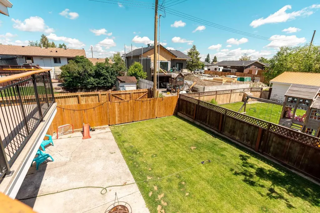 645 21 Street Fort Macleod AB T0L 0Z0