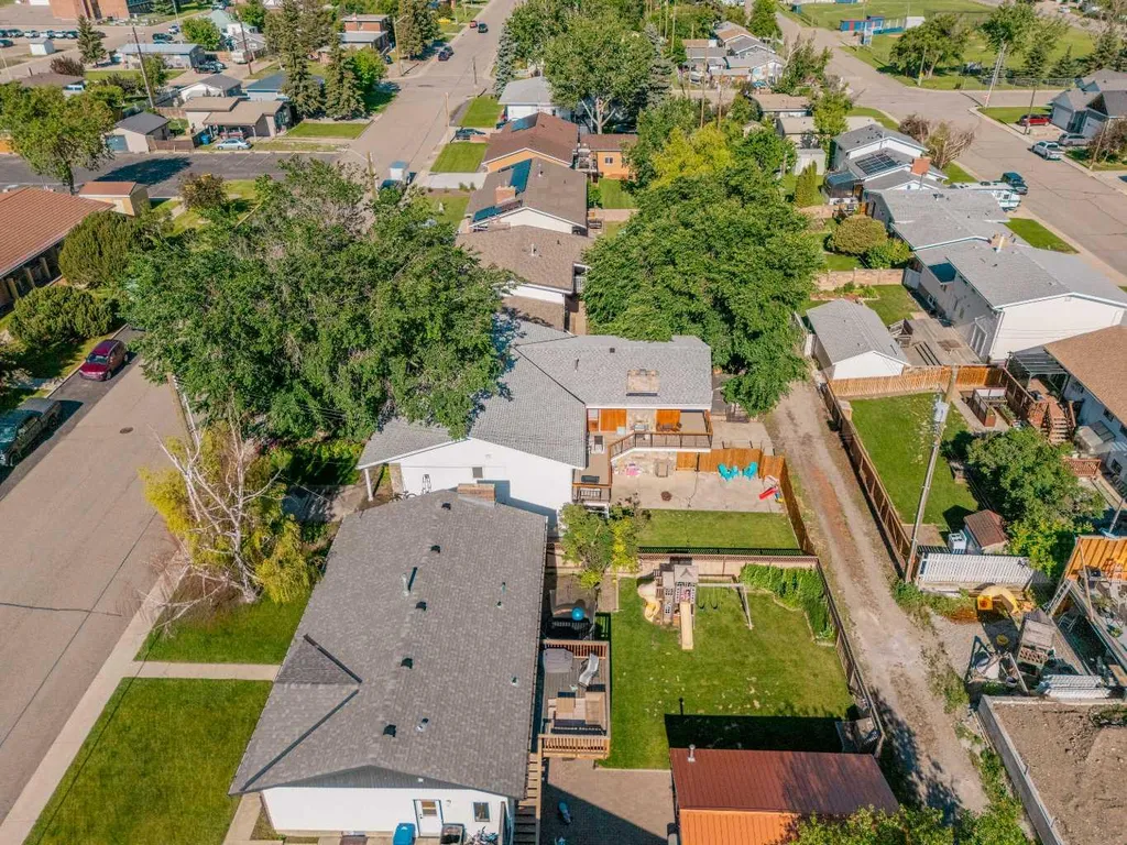 645 21 Street Fort Macleod AB T0L 0Z0