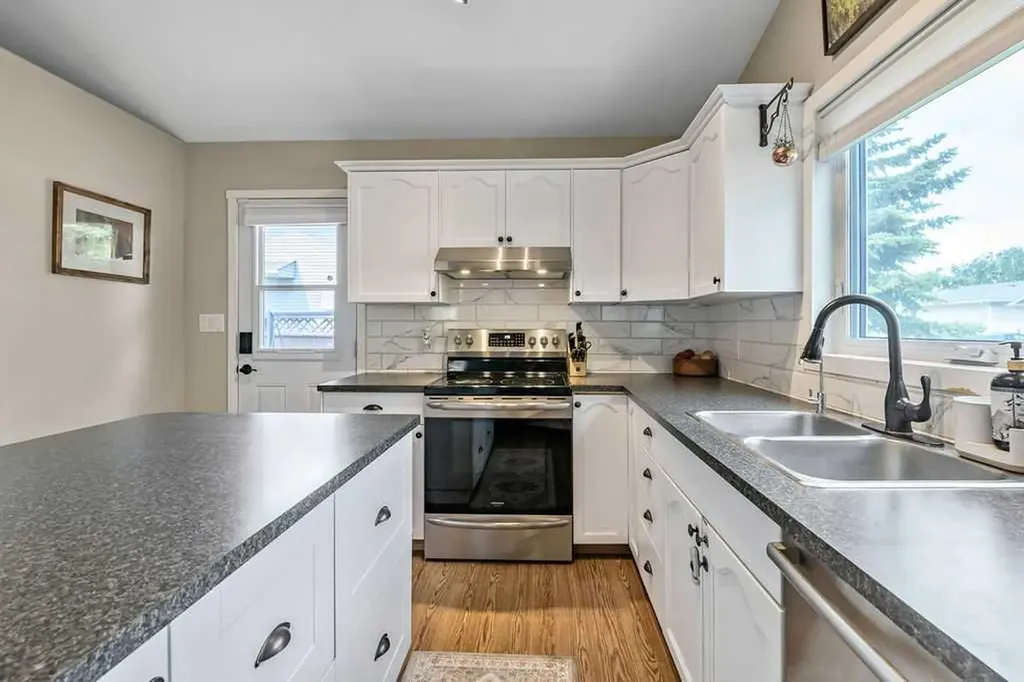 1001 17 Street SE High River AB T1V 1P9