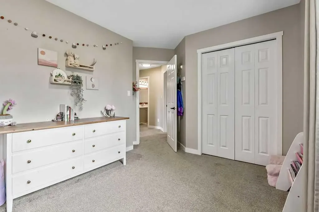 1001 17 Street SE High River AB T1V 1P9