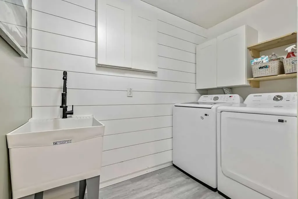 1001 17 Street SE High River AB T1V 1P9