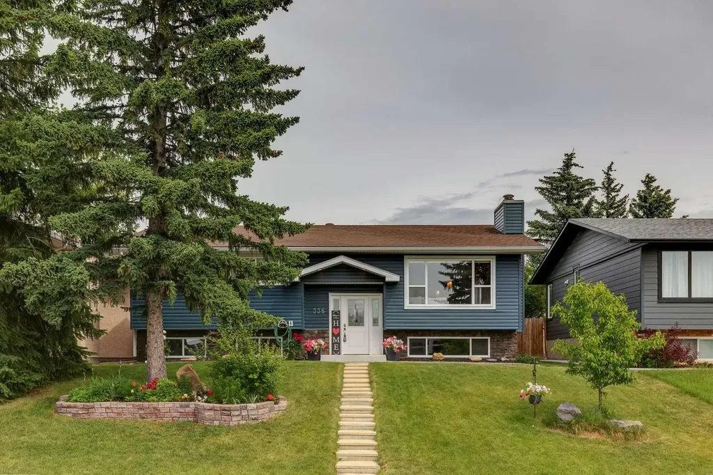 336 Norseman Road NW Calgary AB T2K 5M5