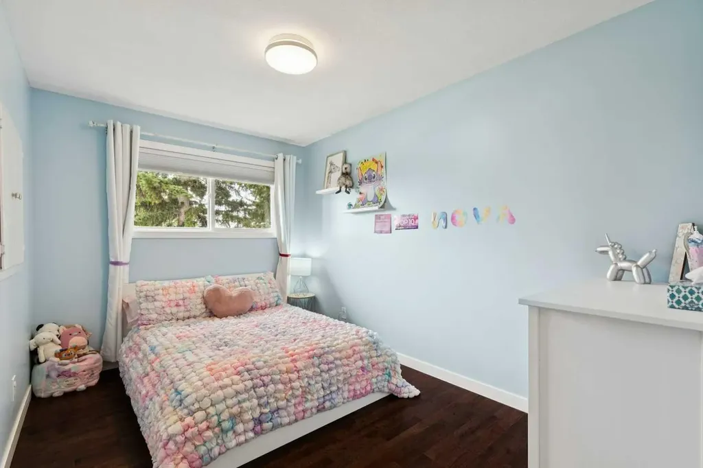 336 Norseman Road NW Calgary AB T2K 5M5