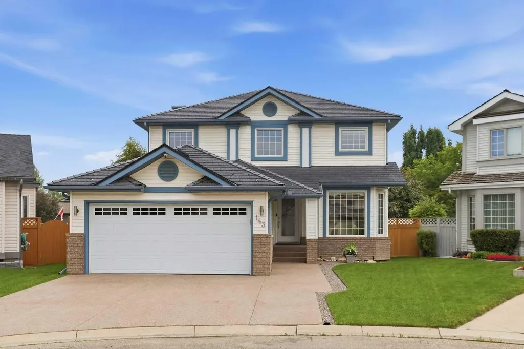 143 Douglasbank Place SE Calgary AB T2Z 2J4