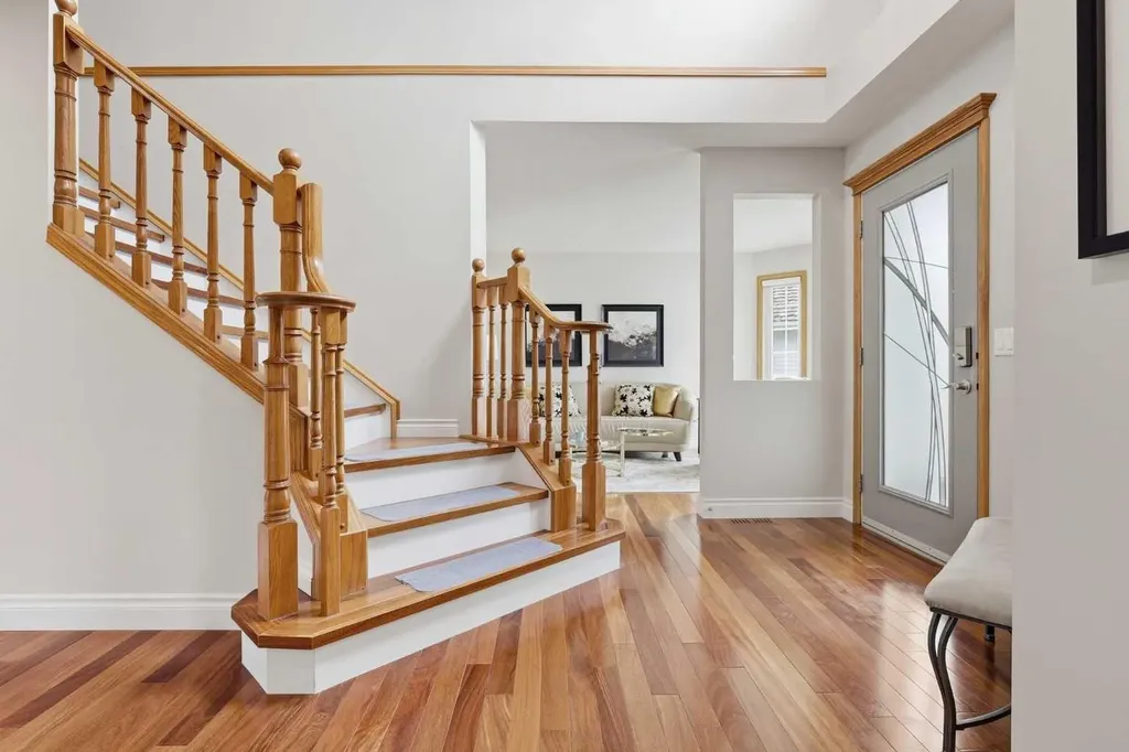 143 Douglasbank Place SE Calgary AB T2Z 2J4