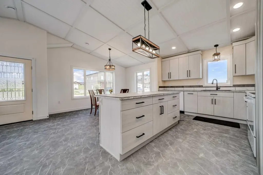 1007 Livingston Way Pincher Creek AB T0K 1W0