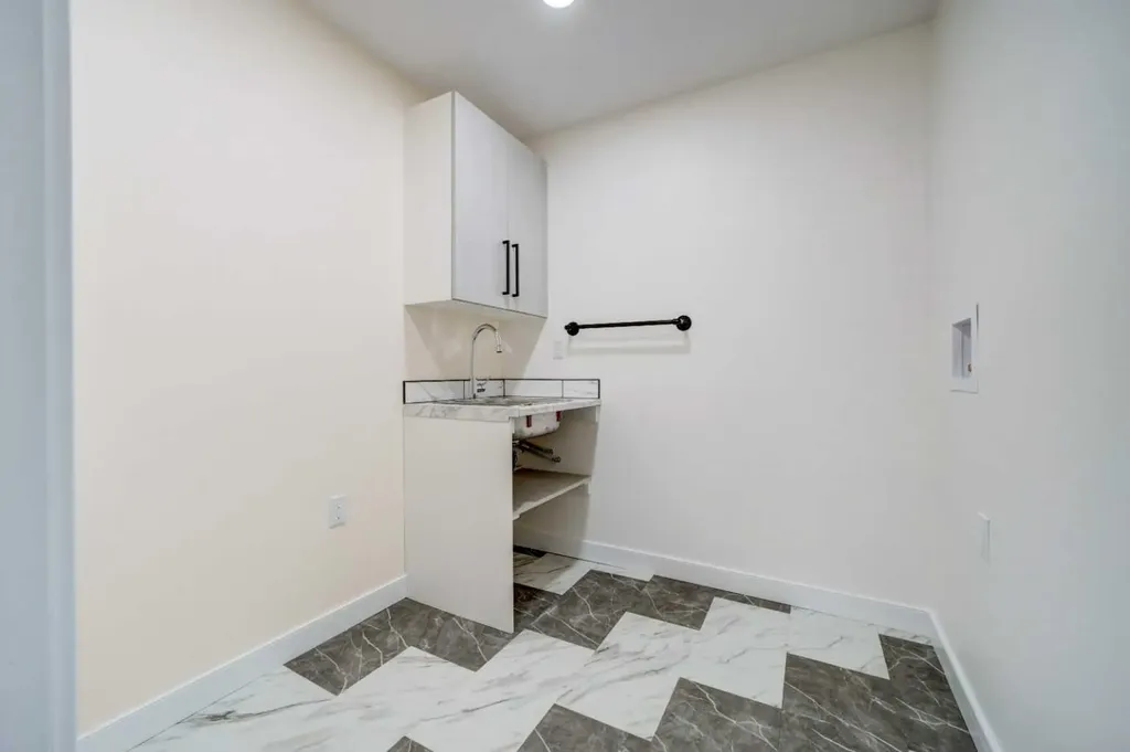 1007 Livingston Way Pincher Creek AB T0K 1W0