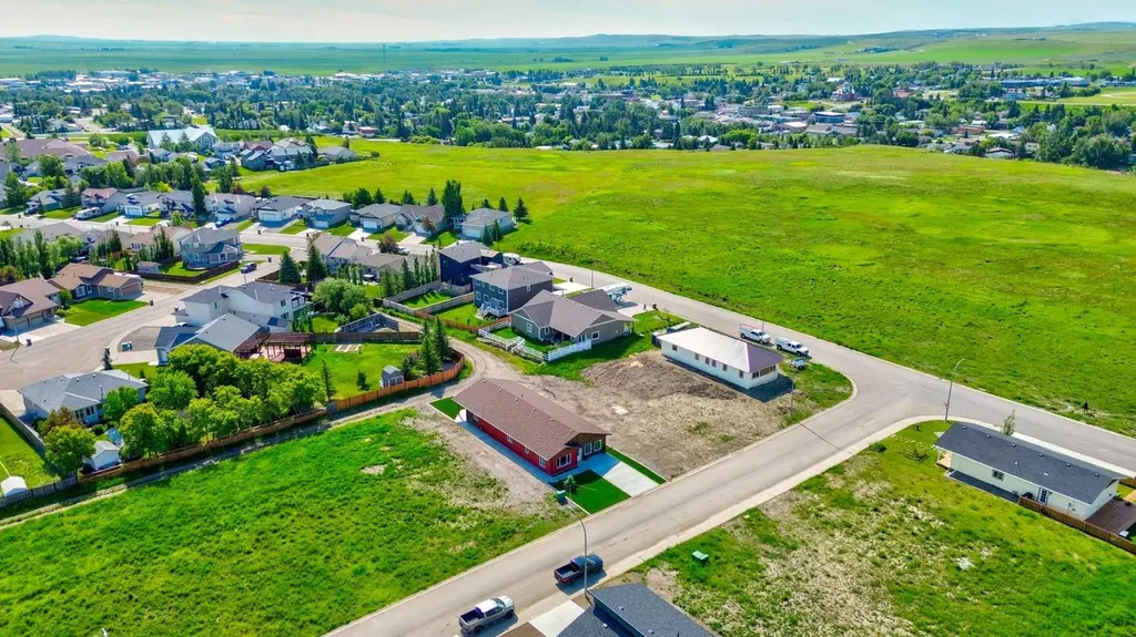 1007 Livingston Way Pincher Creek AB T0K 1W0