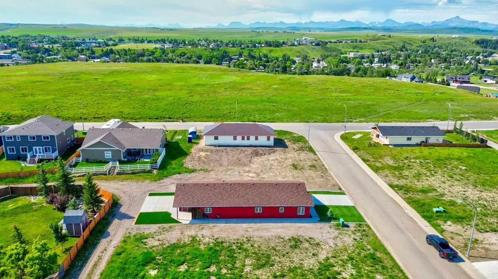 1007 Livingston Way Pincher Creek AB T0K 1W0