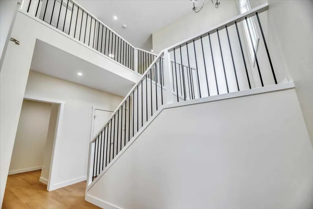 152 Lakewood Crescent Strathmore AB T0J 1Y0