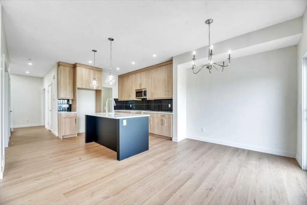 152 Lakewood Crescent Strathmore AB T0J 1Y0