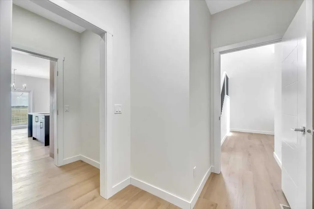 152 Lakewood Crescent Strathmore AB T0J 1Y0