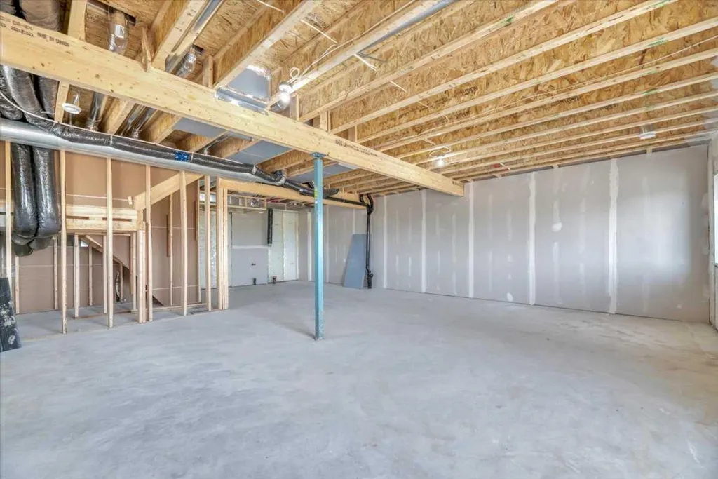 152 Lakewood Crescent Strathmore AB T0J 1Y0