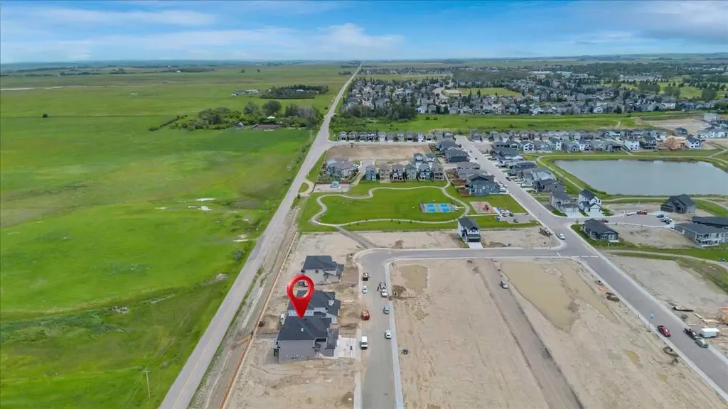 152 Lakewood Crescent Strathmore AB T0J 1Y0