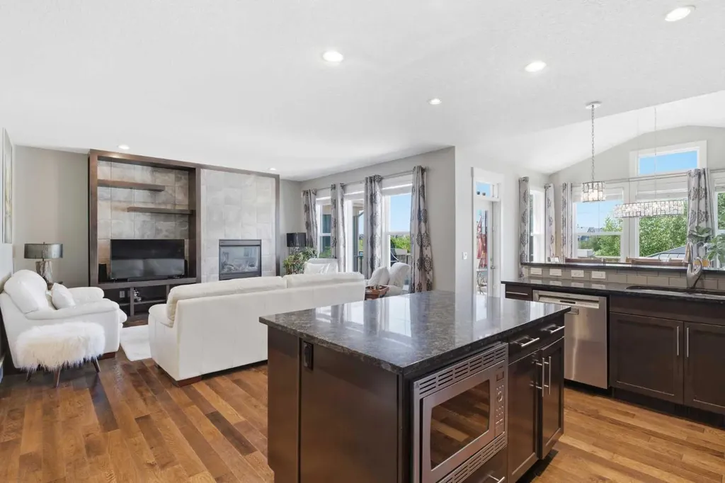 11 Marquis Crescent SE Calgary AB T3M 1X9