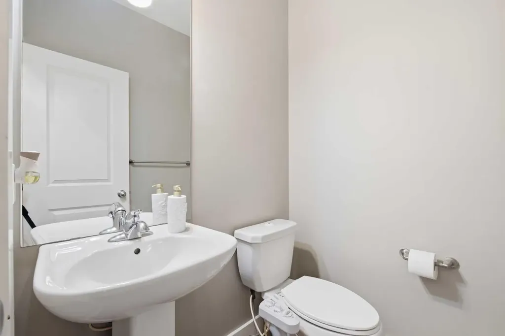 11 Marquis Crescent SE Calgary AB T3M 1X9
