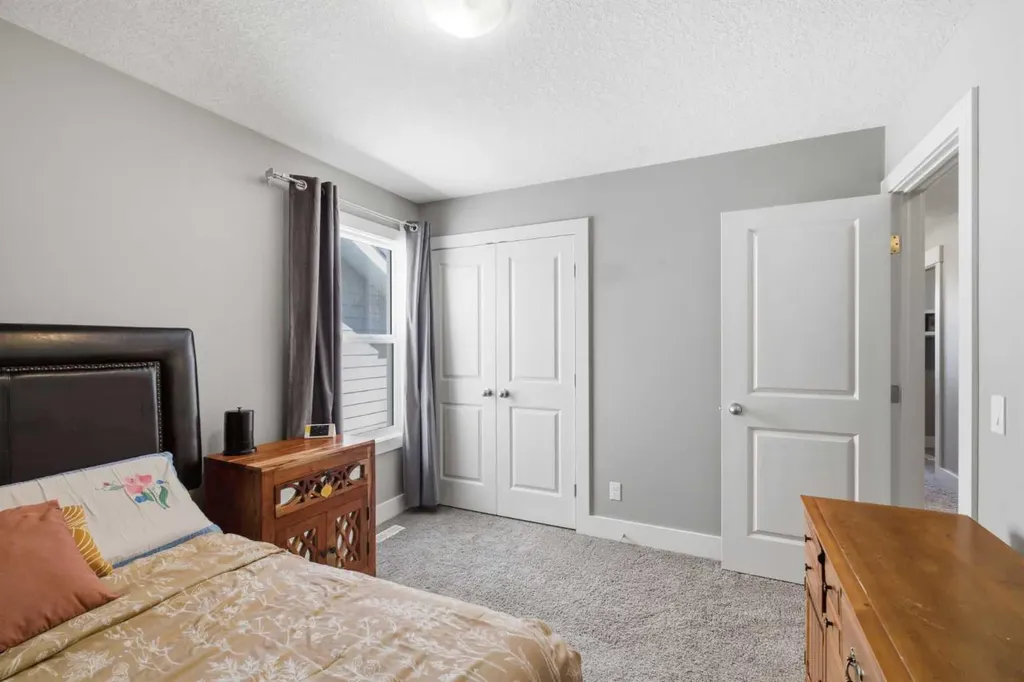 11 Marquis Crescent SE Calgary AB T3M 1X9