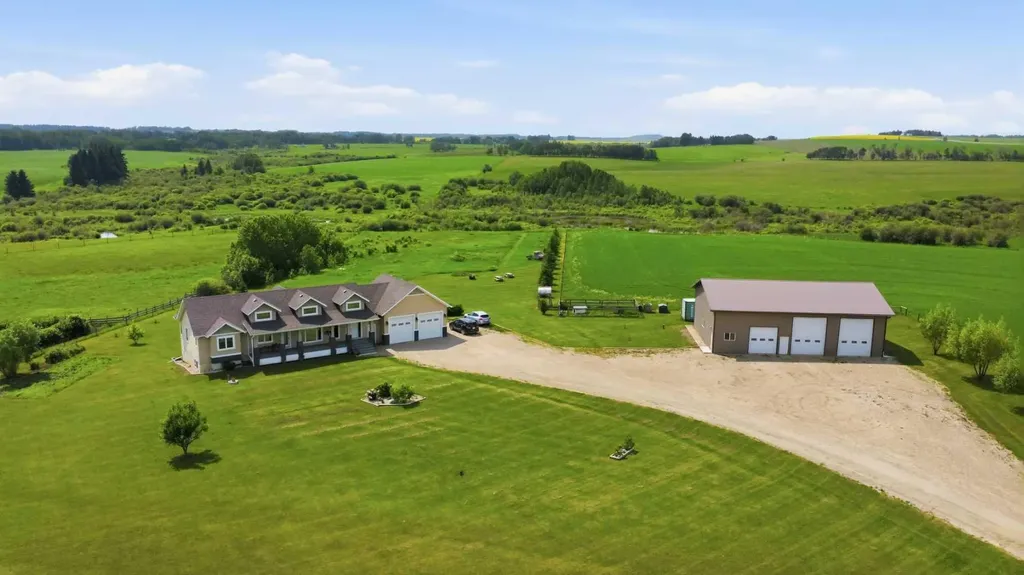 395048 Range Road 4-4 Rural Clearwater County AB T0M 0P0