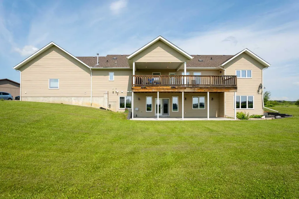 395048 Range Road 4-4 Rural Clearwater County AB T0M 0P0