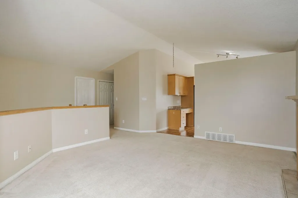 100 Philpott Bay Fort Mcmurray AB T9K 2T8