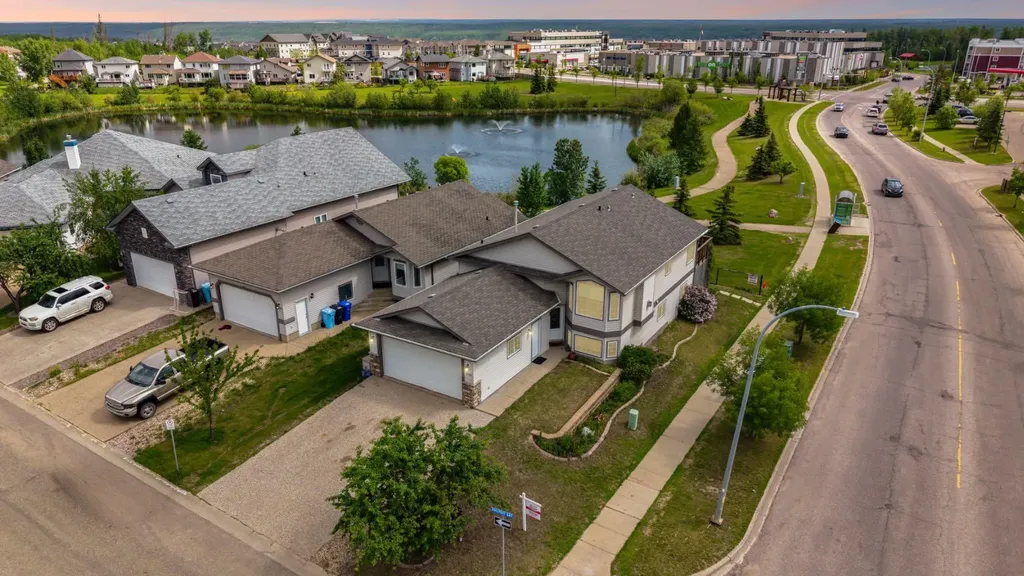 100 Philpott Bay Fort Mcmurray AB T9K 2T8