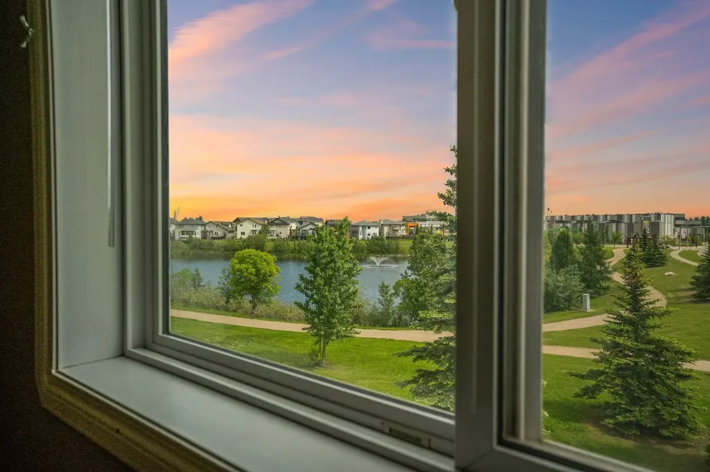 100 Philpott Bay Fort Mcmurray AB T9K 2T8
