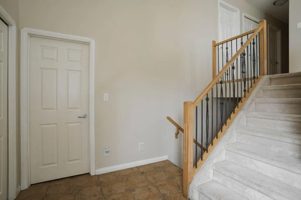 100 Philpott Bay Fort Mcmurray AB T9K 2T8