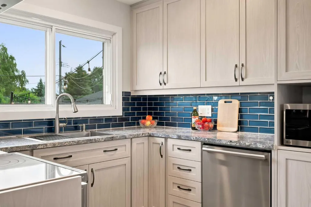 404 Arlington Drive SE Calgary AB T2H 1S3