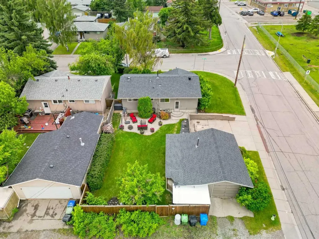 404 Arlington Drive SE Calgary AB T2H 1S3