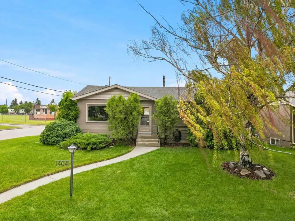 404 Arlington Drive SE Calgary AB T2H 1S3