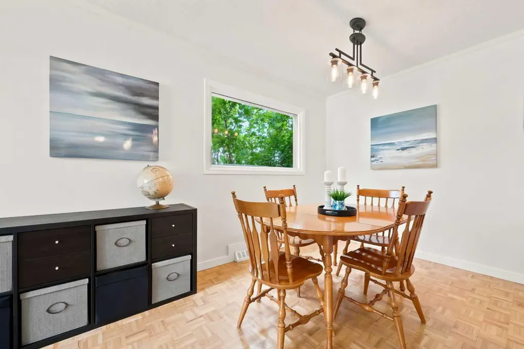 404 Arlington Drive SE Calgary AB T2H 1S3