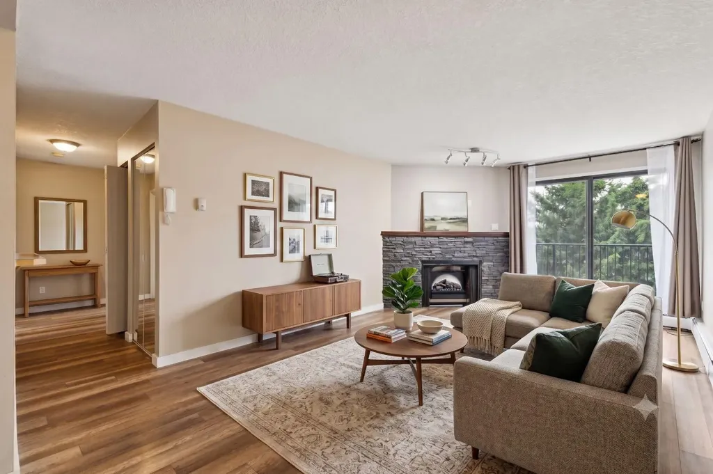 13045 6 Street SW Calgary AB T2W 5H1