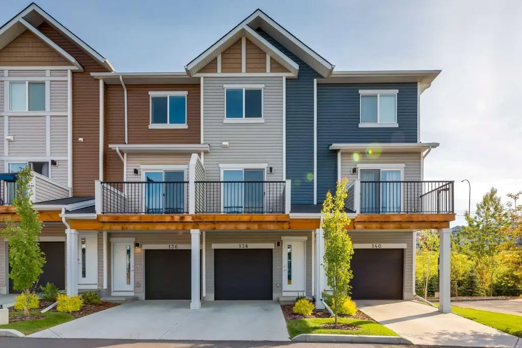 138 Tuscany Summit Square NW Calgary AB T3L0G1