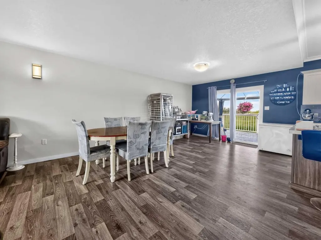10705 110 Street La Crete AB T0H 2H0