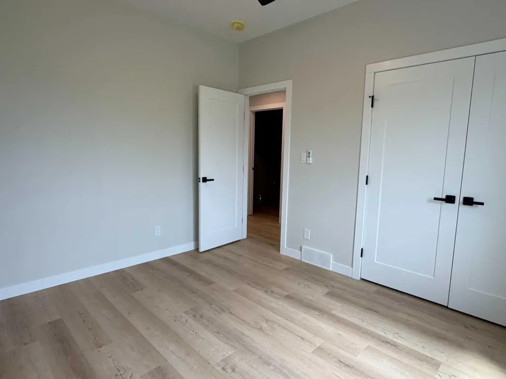 10 Meadows Way Taber AB T1G 2A2