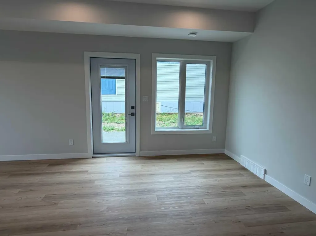 10 Meadows Way Taber AB T1G 2A2